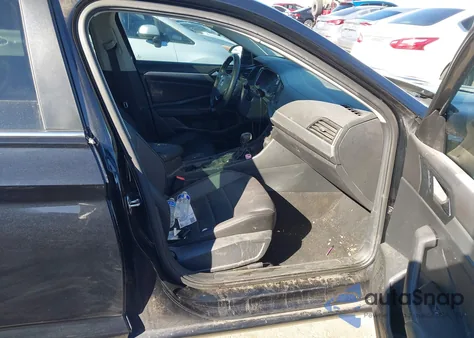 2021 Volkswagen Jetta 1.4T R-Line/1.4T S/1.4T Se из США, поврежденный, VIN 3VWC57BU6MM101325